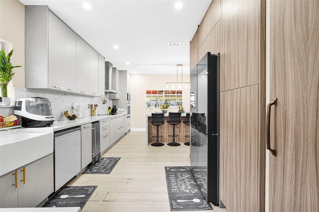 Interior, Kitchen, Pendant Lights, Recessed Lighting, Wood Texture Flooring