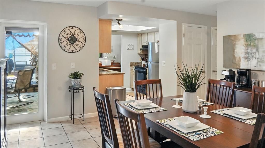 Dining room, Interior, Kitchen