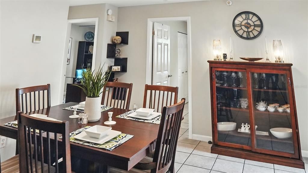 Dining room, Interior