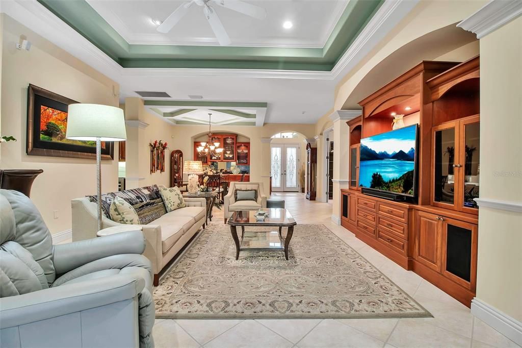 Chandelier, Dining room, Interior, Living room, Recessed Lighting