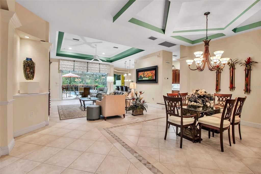 Chandelier, Dining room, Interior, Living room, Pendant Lights, Recessed Lighting