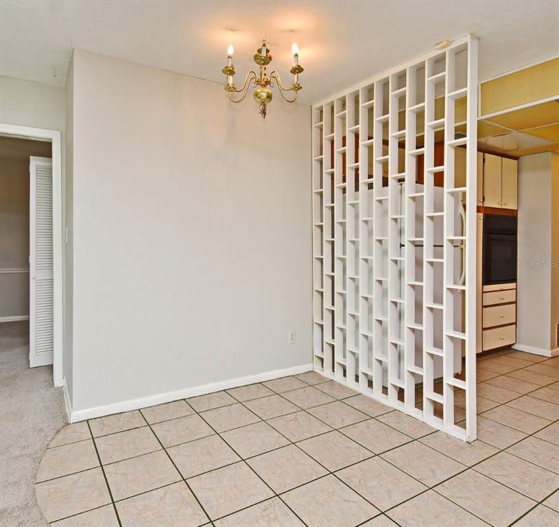 Chandelier, Empty room, Interior