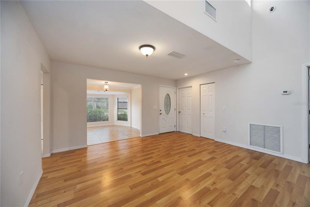 Empty room, Interior, Recessed Lighting, Wood Texture Flooring