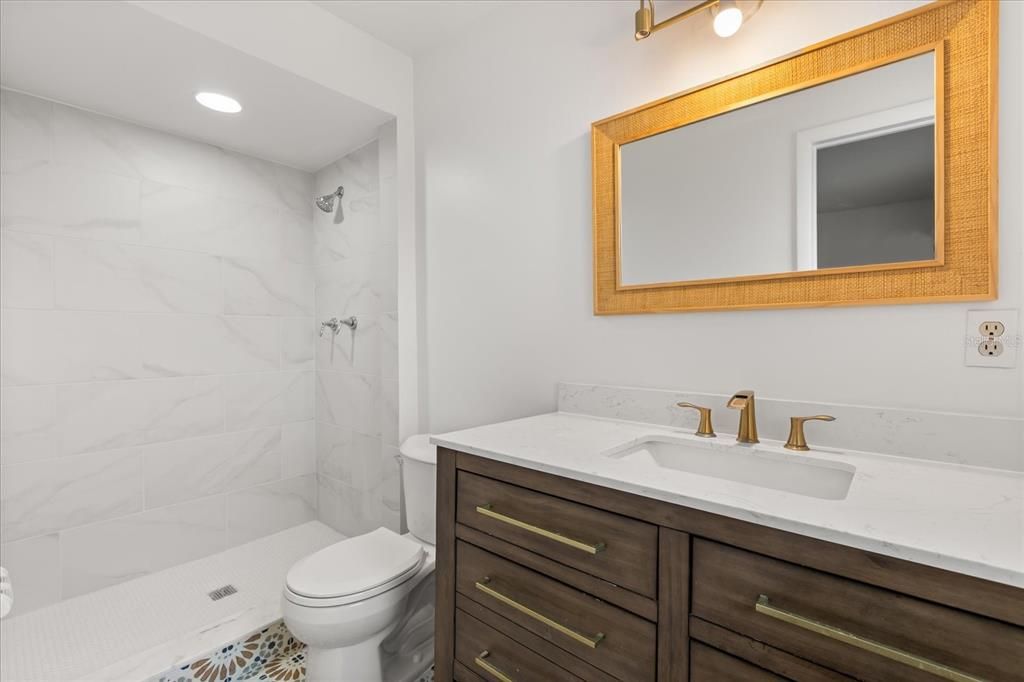 Bathroom, Interior, Marble Walls, Recessed Lighting