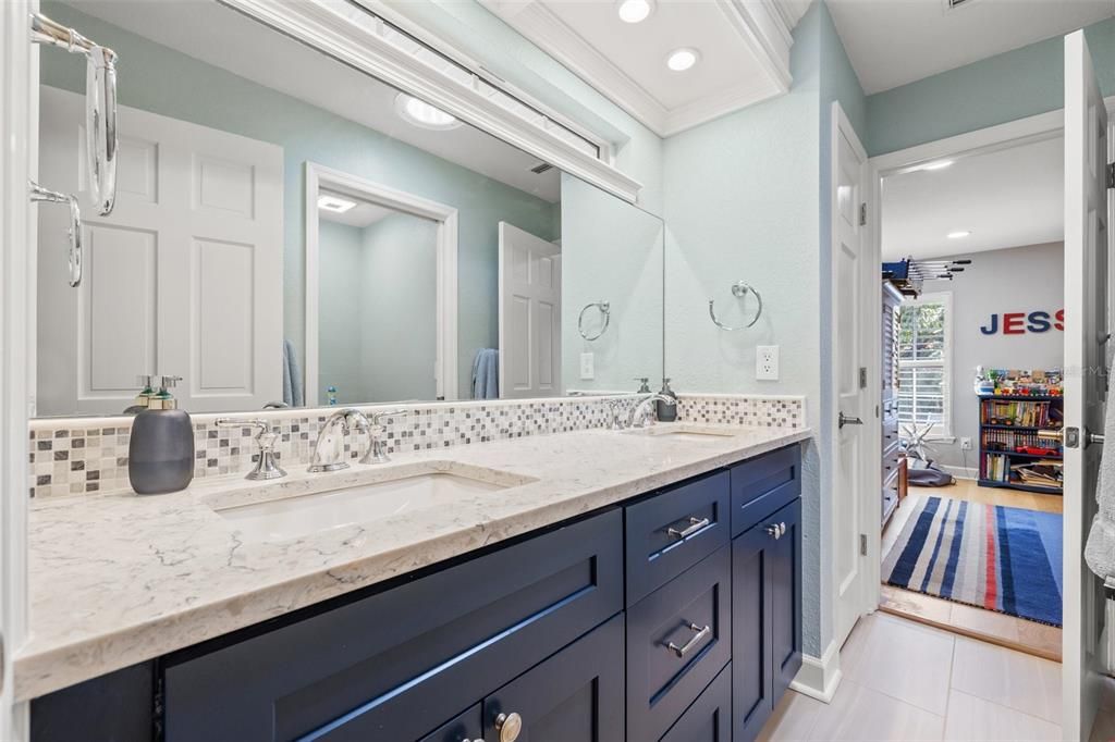 Bathroom, Dual Sink Vanities, Interior, Recessed Lighting
