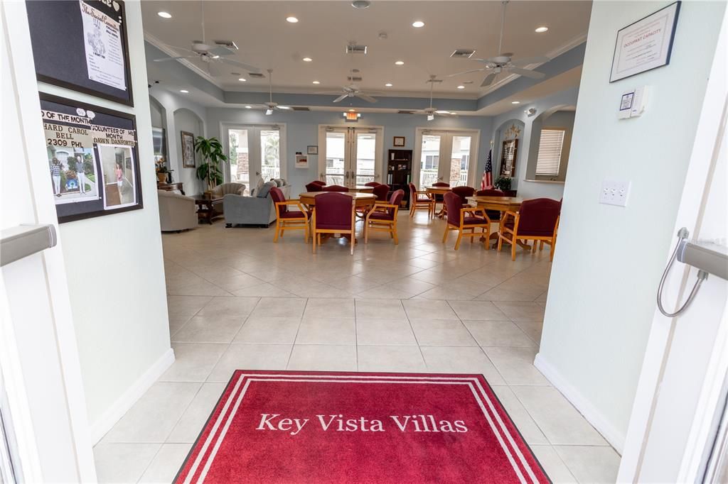 Dining room, Interior, Living room, Recessed Lighting