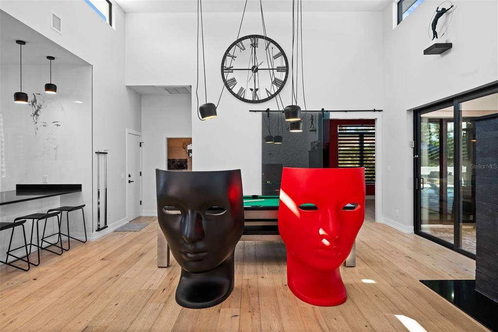 Interior, Pendant Lights, Wood Texture Flooring