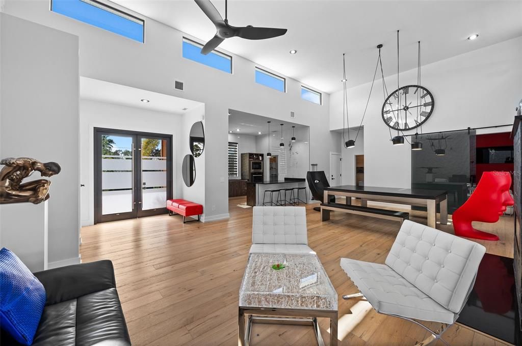 Dining room, Interior, Living room, Pendant Lights, Recessed Lighting, Wood Texture Flooring