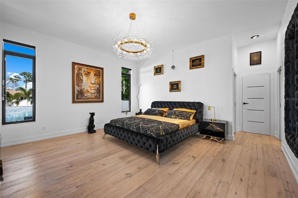 Chandelier, Interior, Recessed Lighting, Wood Texture Flooring