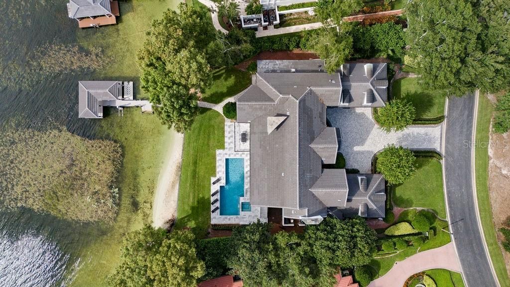 Exterior, Drone