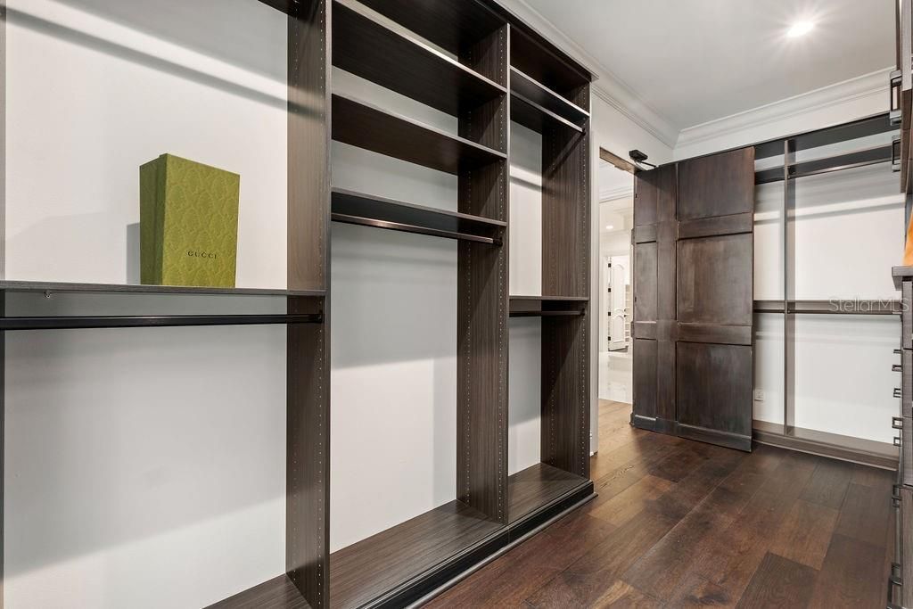 Interior, Recessed Lighting, Walk-in Closets, Wood Texture Flooring