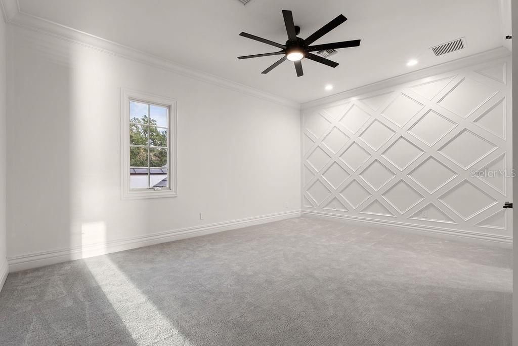Empty room, Interior, Recessed Lighting