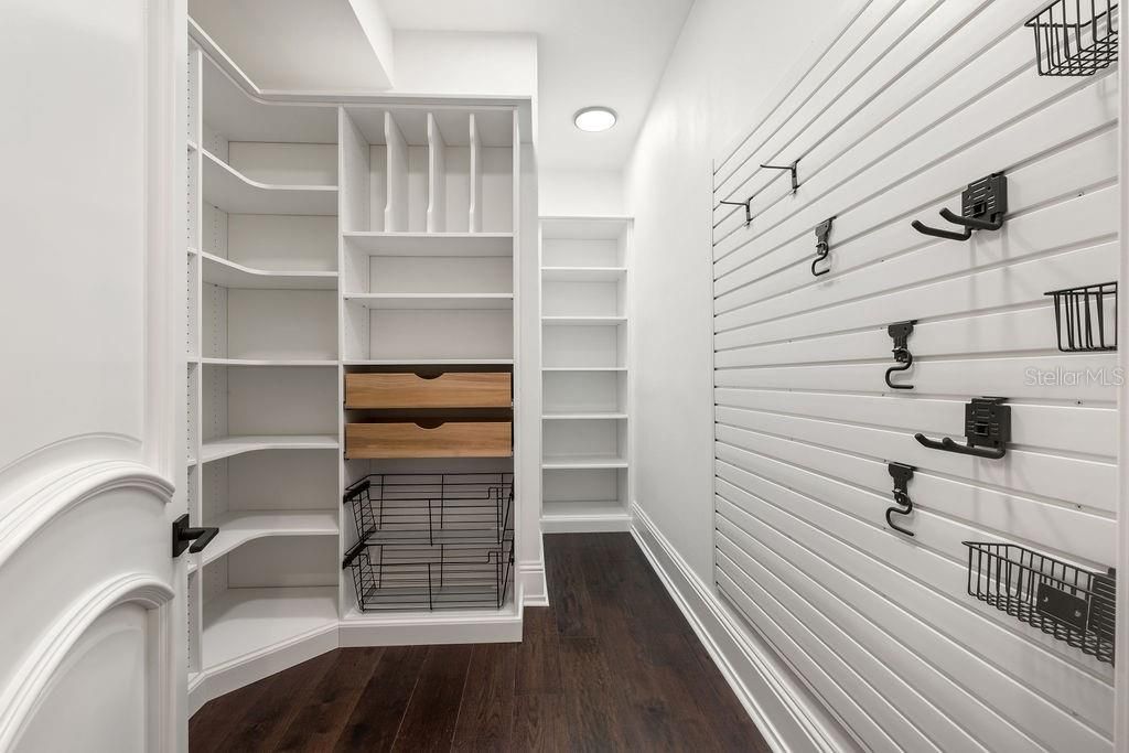 Interior, Recessed Lighting, Walk-in Closets, Wood Texture Flooring