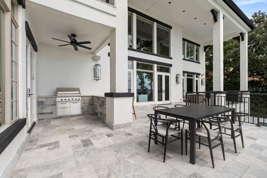 Exterior, Outdoor Kitchen