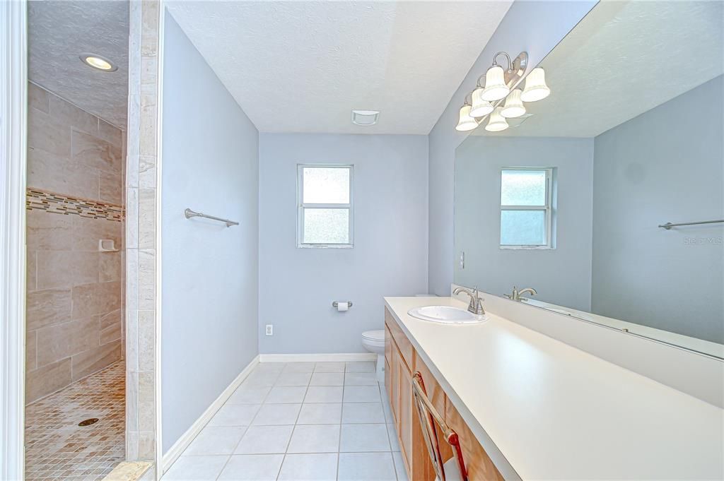 Bathroom, Interior, Recessed Lighting