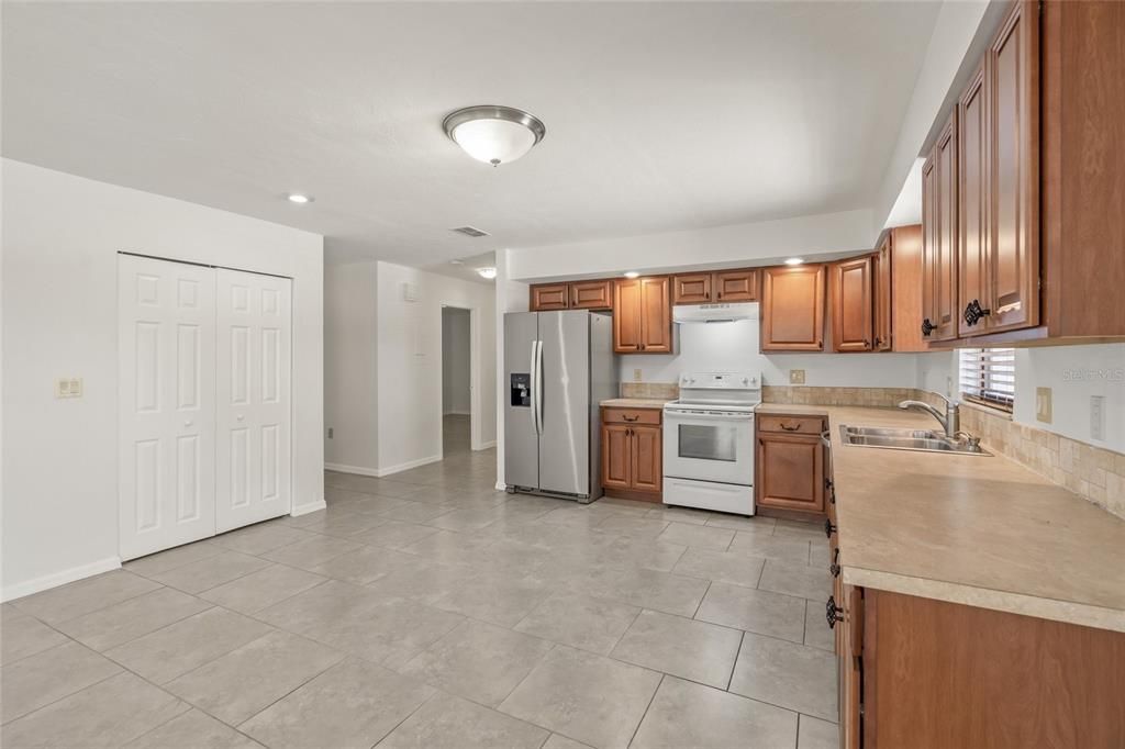 Interior, Kitchen, Recessed Lighting