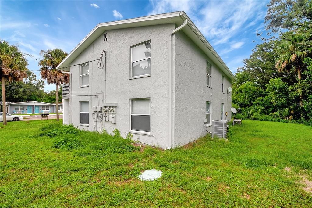 Backyard, Exterior