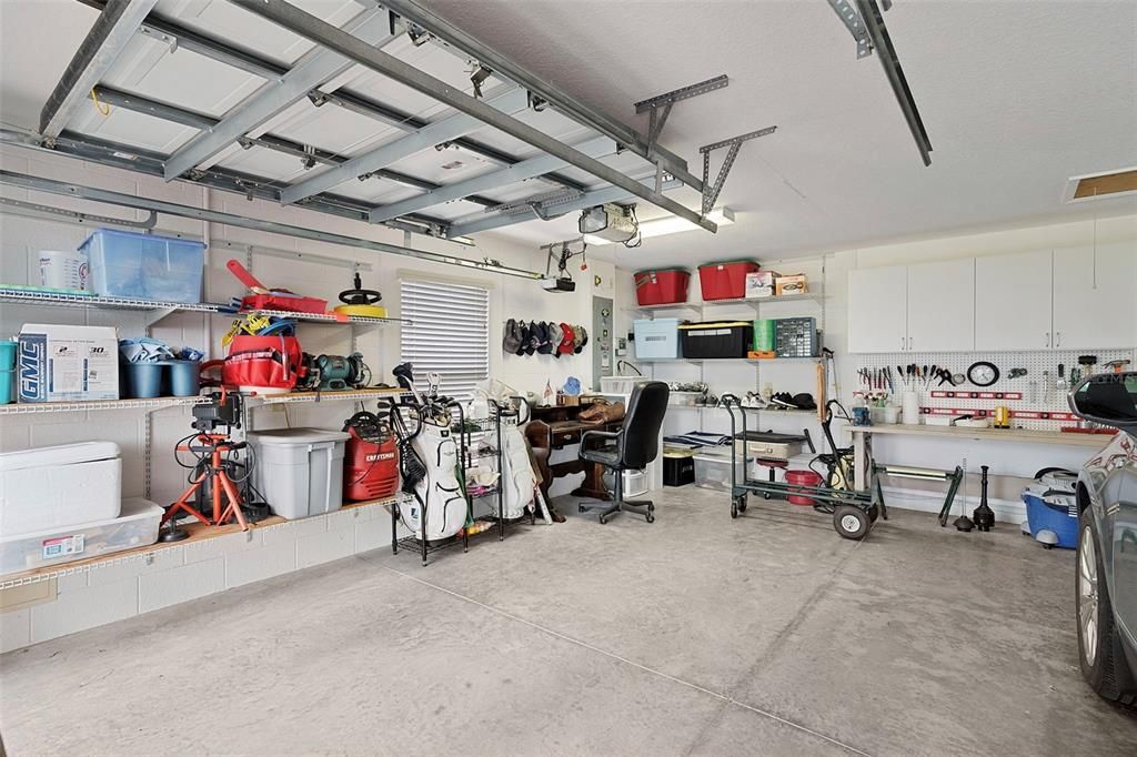 Garage, Interior