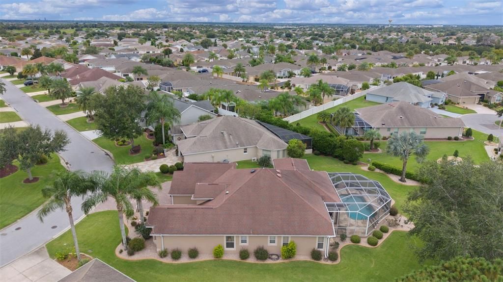 Exterior, Drone