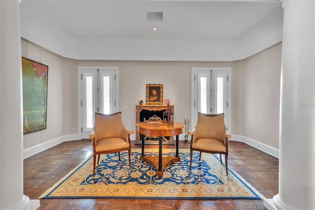 Interior, Recessed Lighting, Wood Texture Flooring
