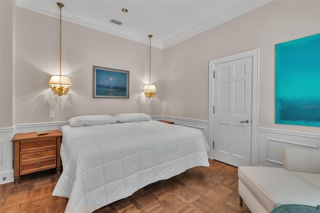 Bedroom, Interior, Pendant Lights, Wood Texture Flooring