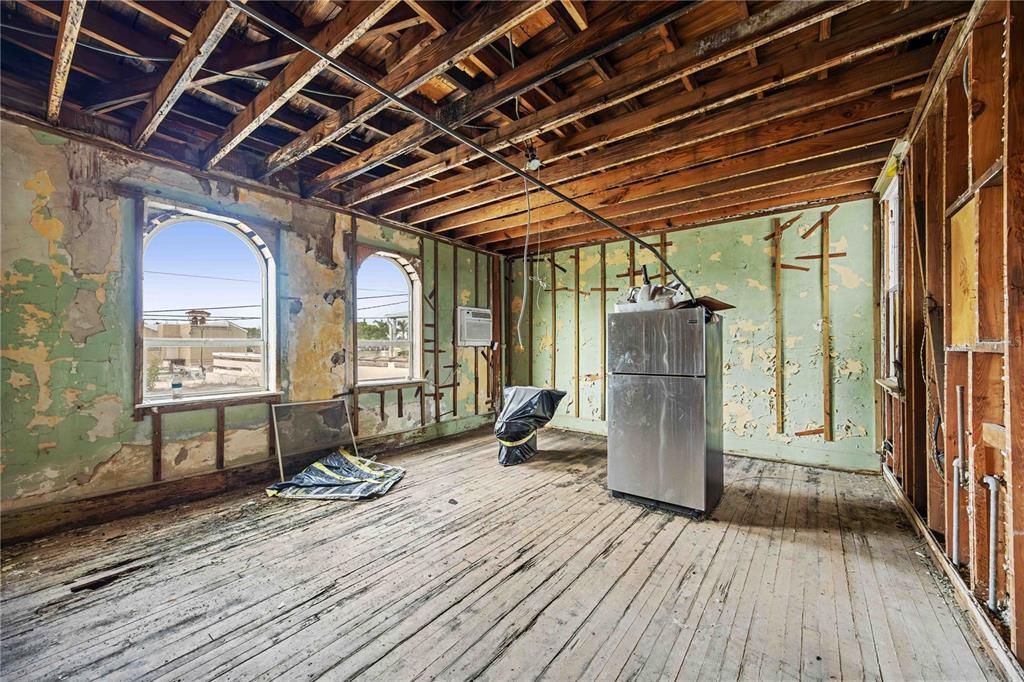 Empty room, Interior, Wooden Beams, Wooden Ceilings, Wood Texture Flooring