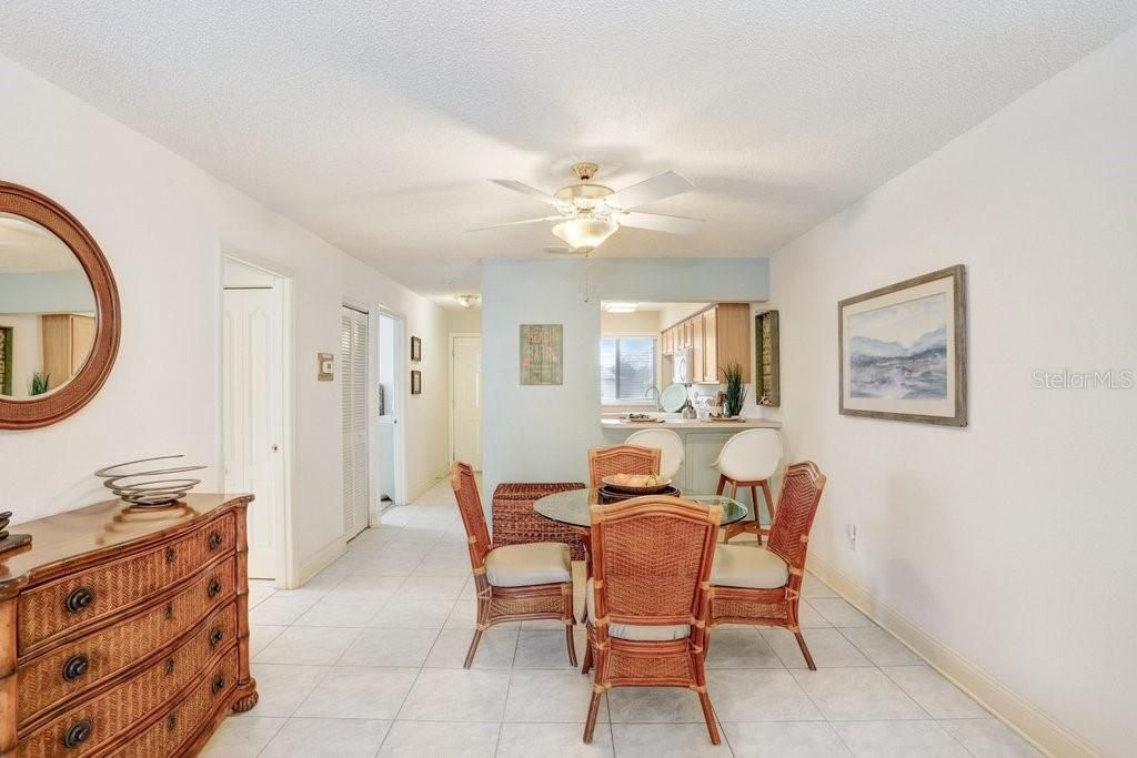 Dining room, Interior