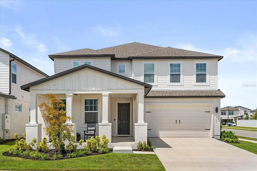 Attached, Exterior, Facade, Farmhouse