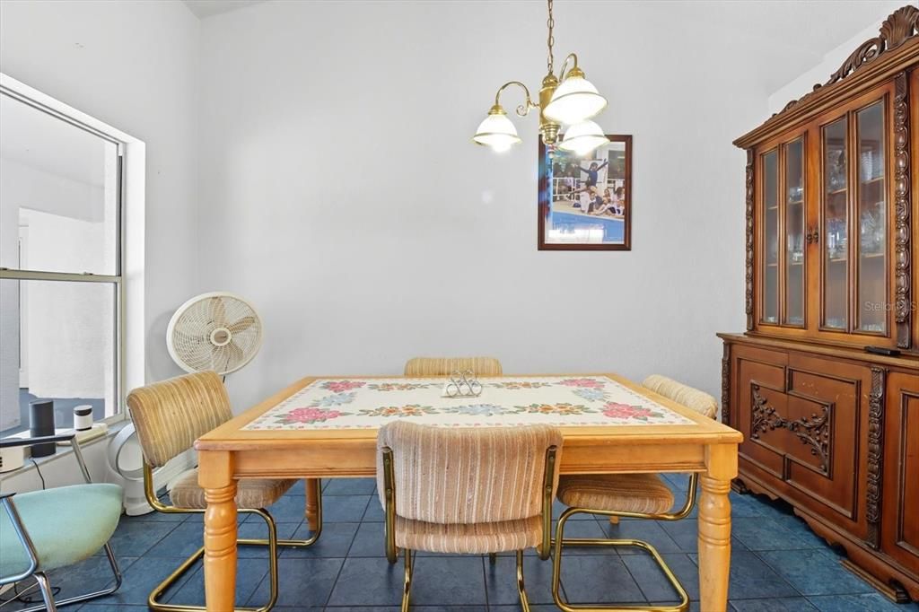 Dining room, Interior, Pendant Lights