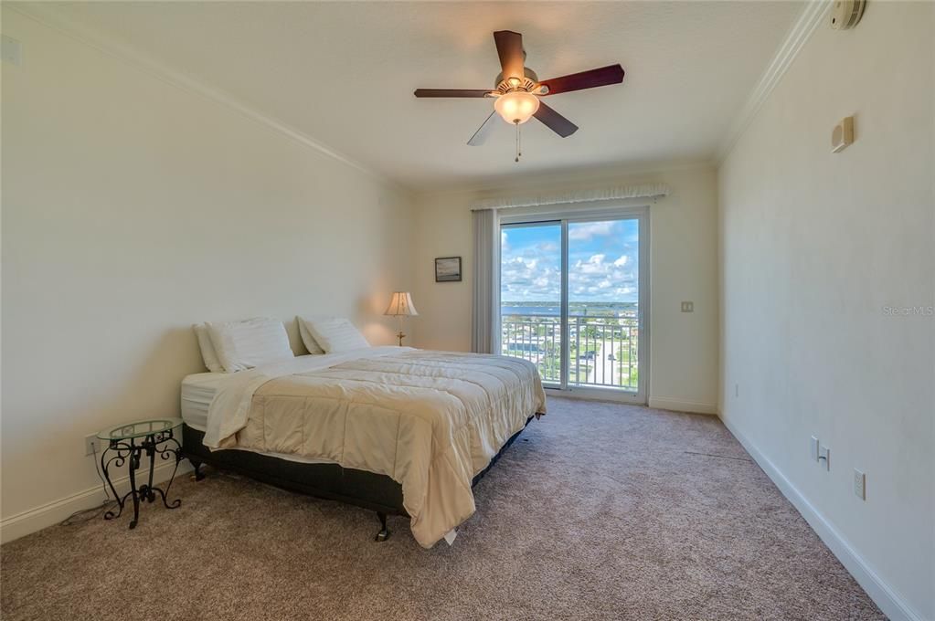 Bedroom, Interior, Water