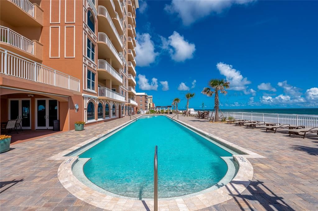 Exterior, Pool, Water