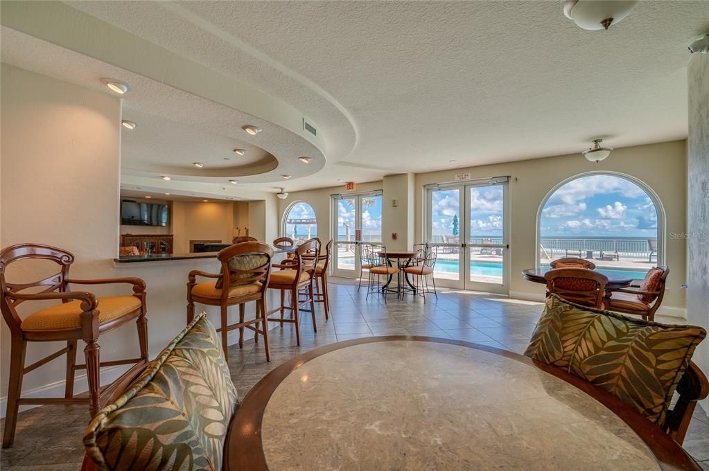 Dining room, Interior, Recessed Lighting, Water