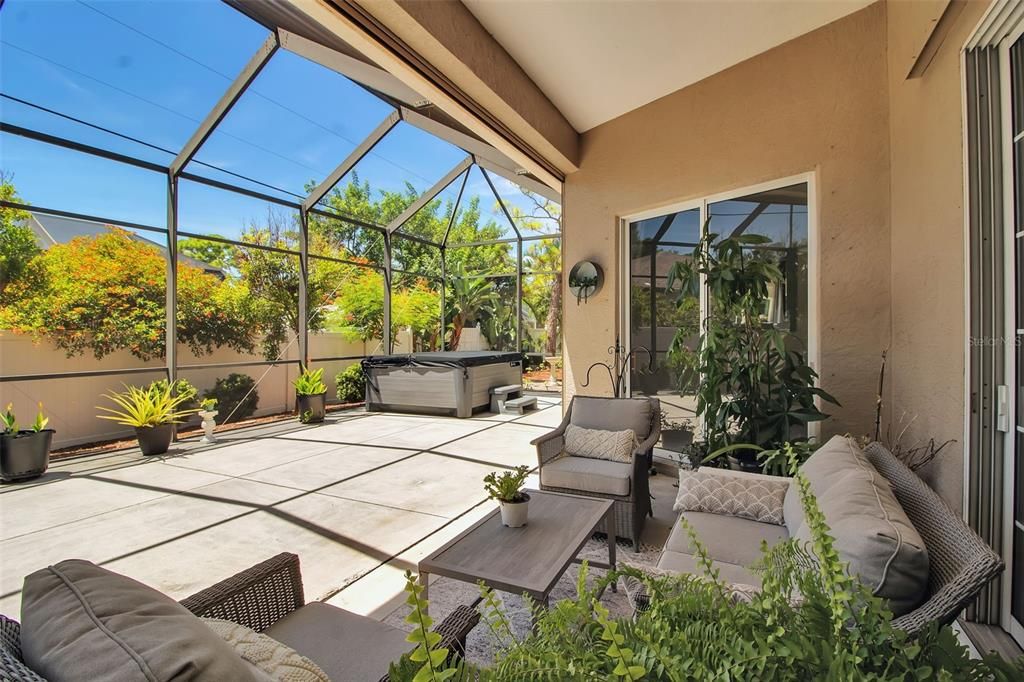 Glass Ceilings, Hot Tub, Interior, Sun Room
