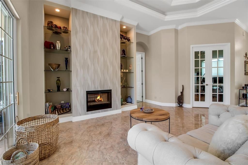 Fireplace, Interior, Living room, Recessed Lighting