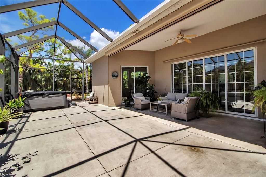 Glass Ceilings, Hot Tub, Interior, Sun Room