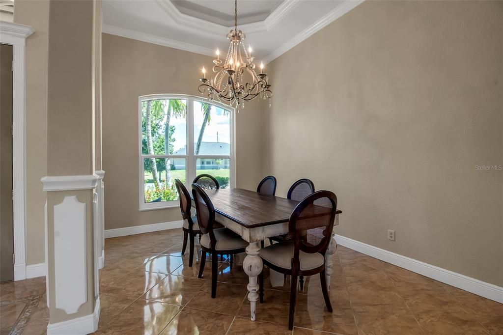 Chandelier, Dining room, Interior