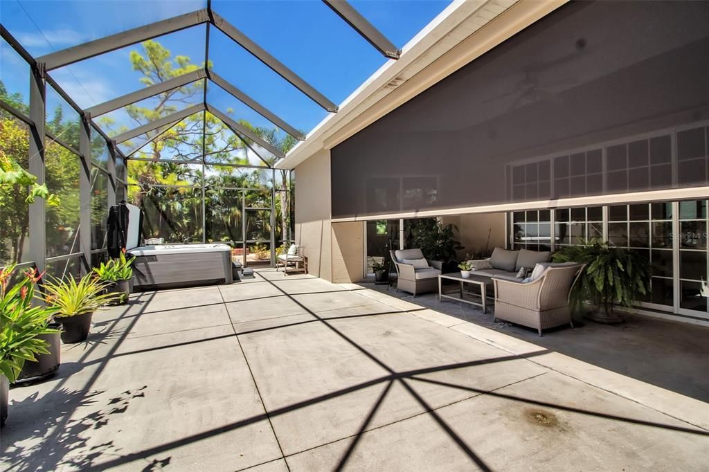 Glass Ceilings, Hot Tub, Interior, Sun Room