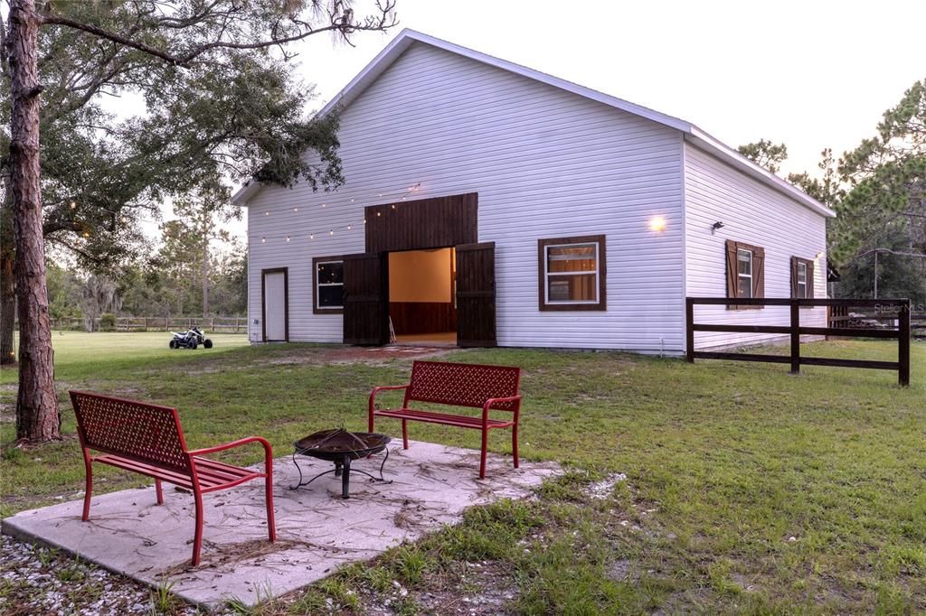 Backyard, Exterior