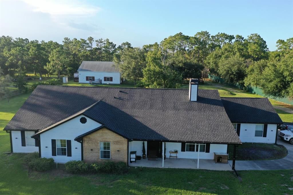 Exterior, Drone