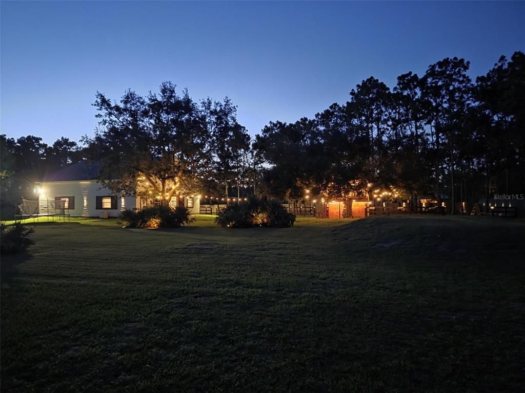 Backyard, Exterior