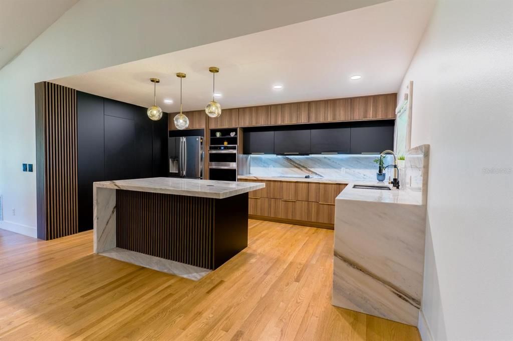 Interior, Kitchen, Pendant Lights, Recessed Lighting, Wood Texture Flooring