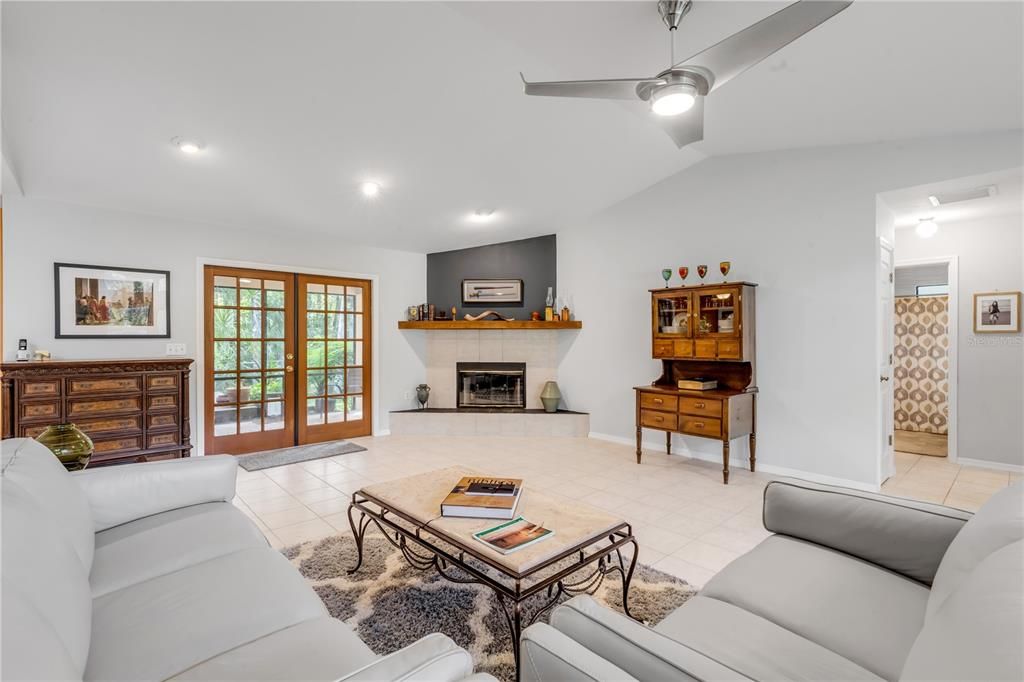 Fireplace, Interior, Living room, Recessed Lighting