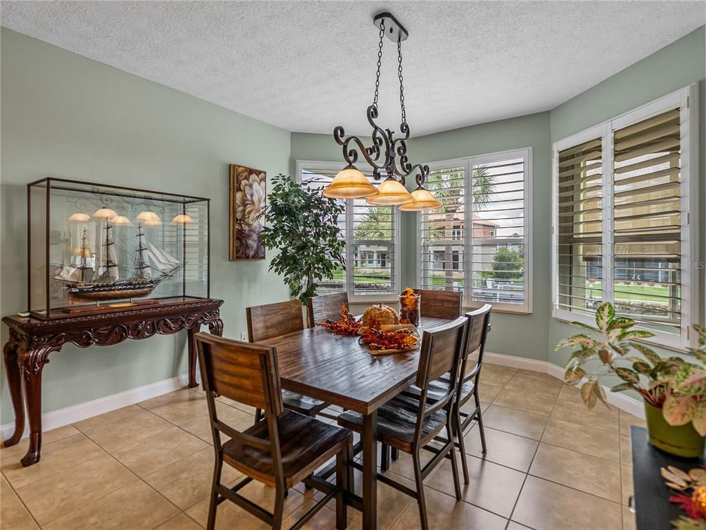 Chandelier, Dining room, Interior, Pendant Lights