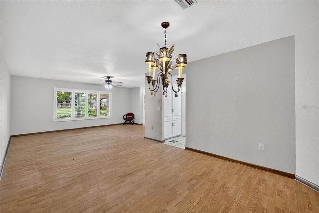 Chandelier, Empty room, Interior, Wood Texture Flooring