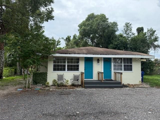 Backyard, Exterior, Facade, Ranch