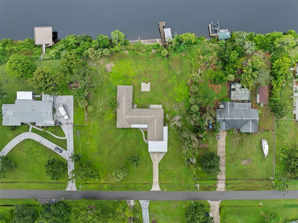 Exterior, Drone