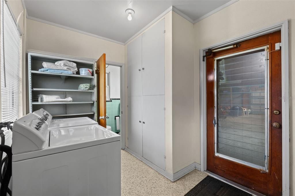 Interior, Washer