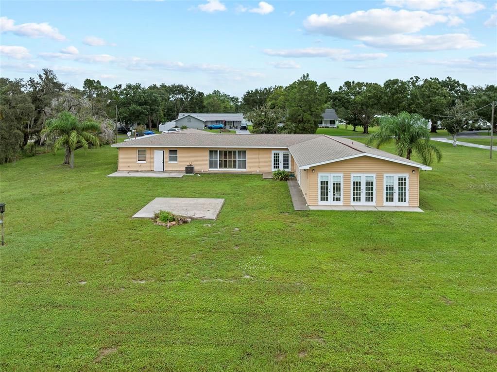 Backyard, Exterior