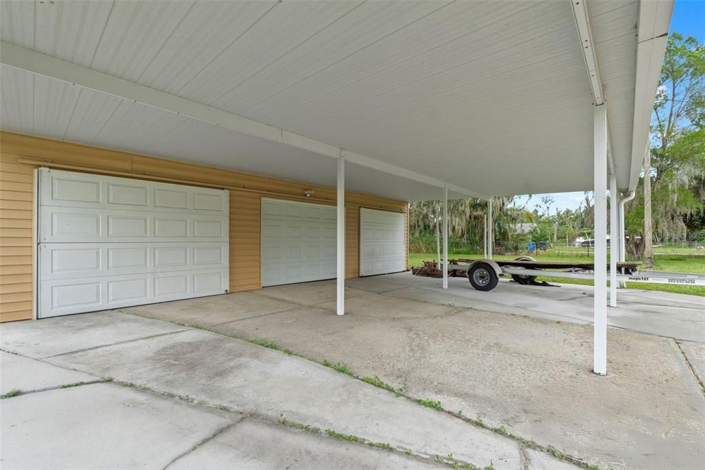 Detached Garage, Exterior