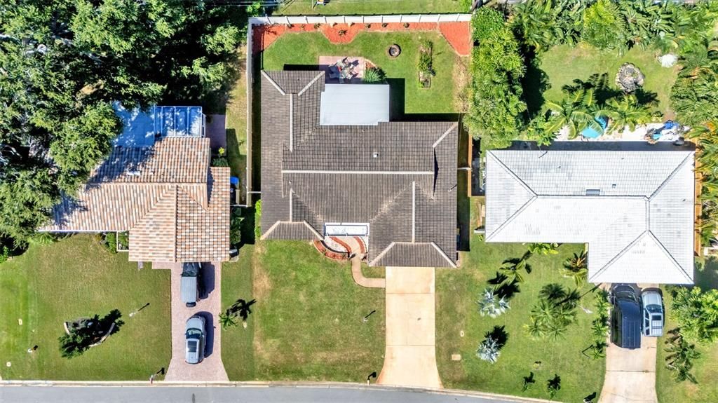 Exterior, Drone